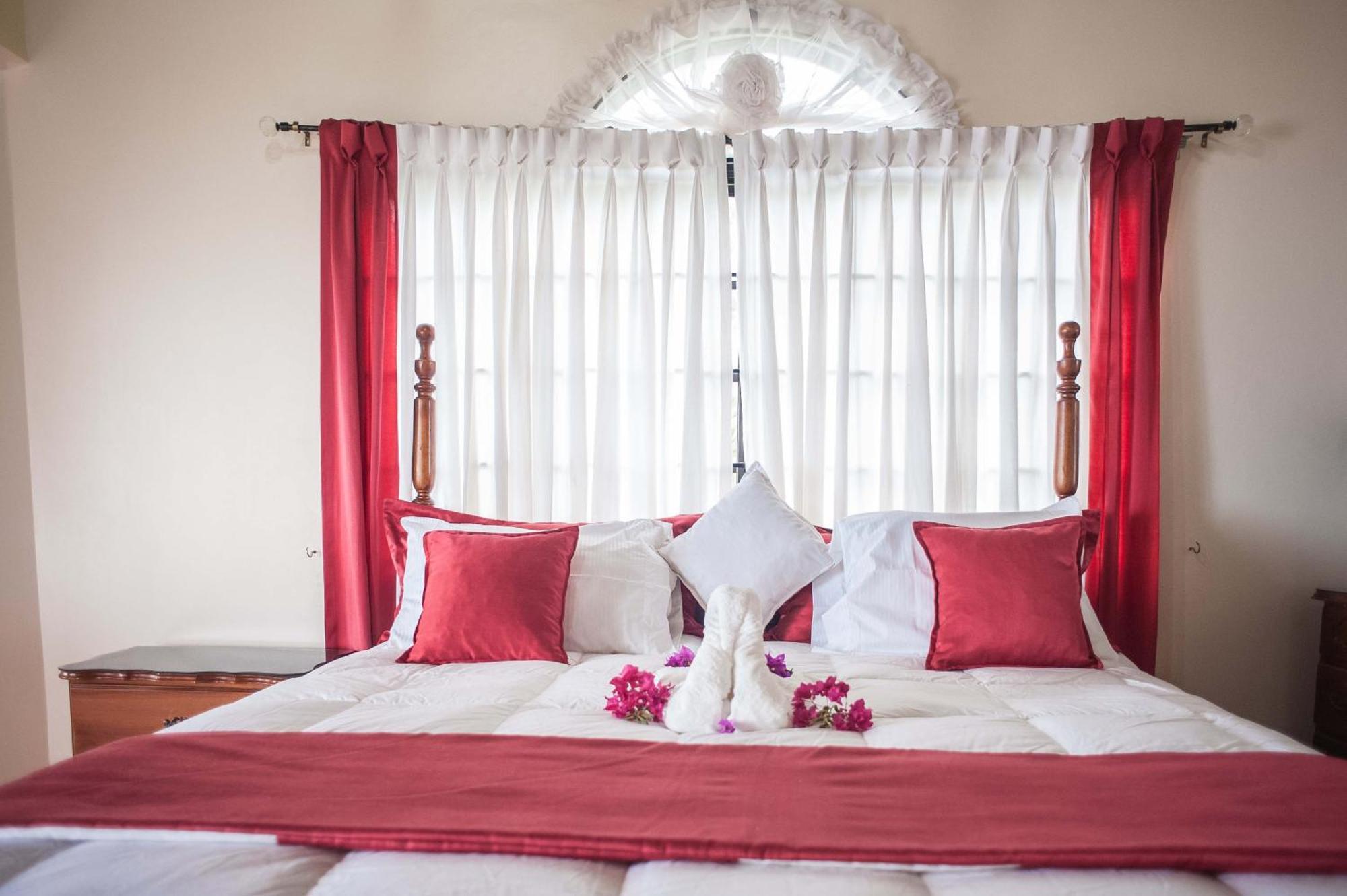 Clarridge View Guesthouse Montego Bay Exterior foto
